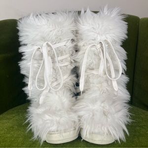 White Faux Fur Lace Up Yeti Boots